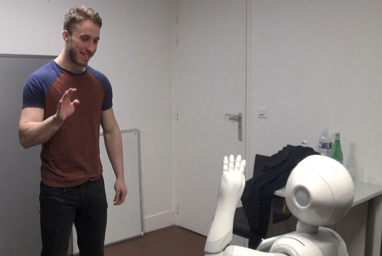 Study photo from the project “Robot Travel Agent for Multi-Modal HRI”